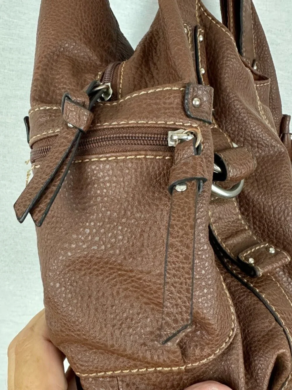 ST. JOHN'S BAY BROWN FAUX LEATHER HOBO SHOULDER BAG ZIPERED POCKETS